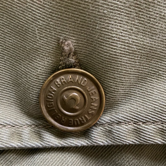 True Religion Unisex Khaki Utility Wide Leg Cargo Pant sz 00 Runs Large 31" - Picture 8 of 8